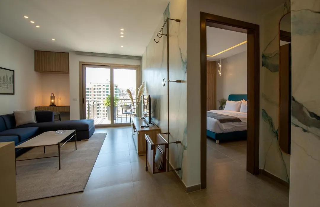 Zur Studios And Suites-1